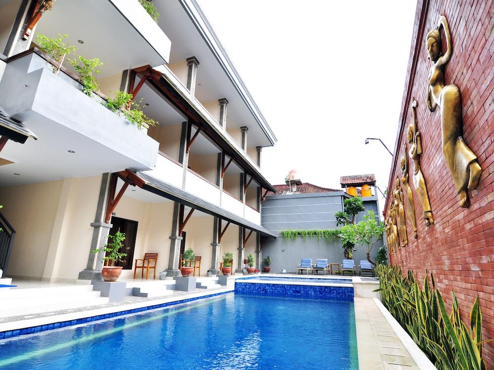 Hotel Jesens Ii Kuta (Bali)